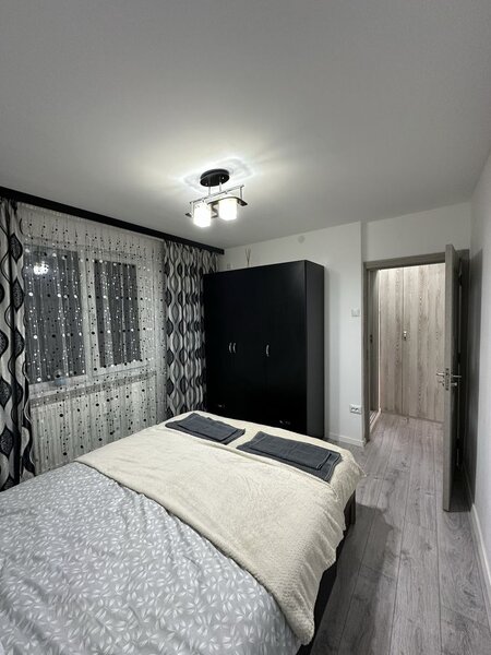 Mega Mall, Pantelimon, sector 2.